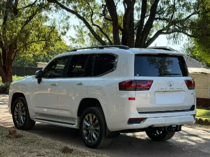 Picture of Toyota Land Cruiser 2025