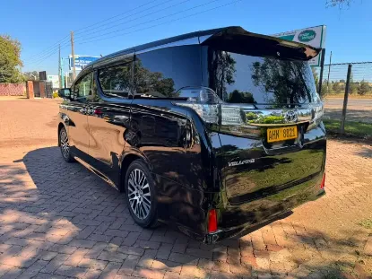 Picture of Toyota Vellfire 2017