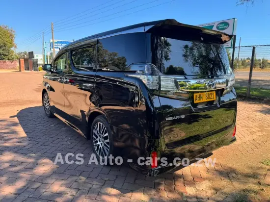 Picture of Toyota Vellfire 2017