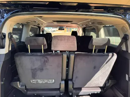 Picture of Toyota Vellfire 2017