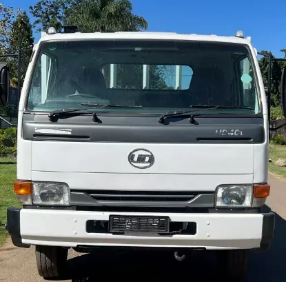 Picture of Nissan UD40 2015