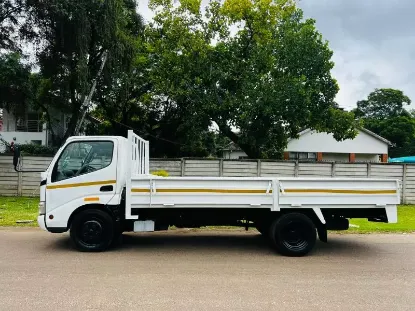 Picture of Toyota Dyna 2008