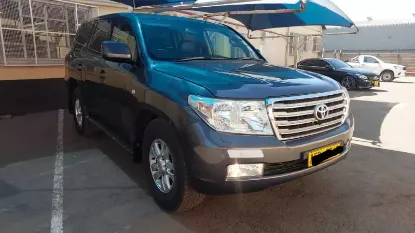 Picture of Toyota Land Cruiser 2010