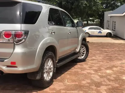 Picture of Fortuner D4D for hire