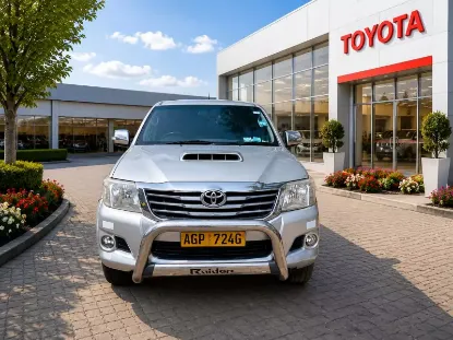 Picture of Toyota Hilux 2013