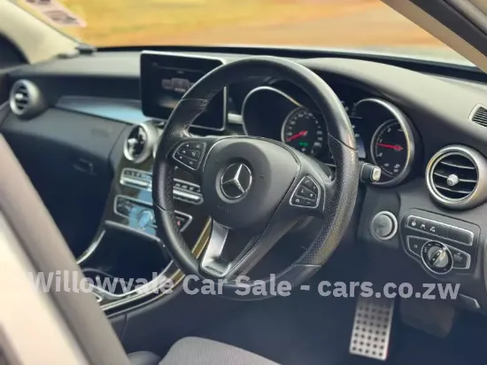 Picture of Mercedes Benz C-Class 2017