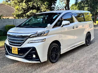 Picture of Toyota Vellfire 2017
