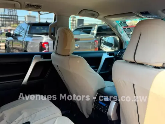 Picture of Toyota Prado 2018