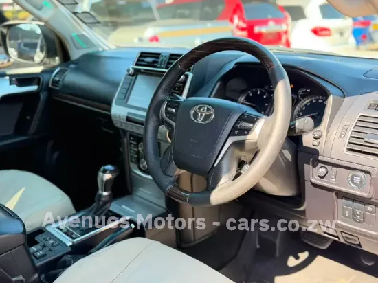 Picture of Toyota Prado 2018