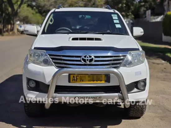 Picture of Toyota Fortuner 2013