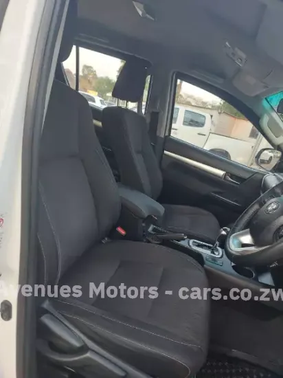 Picture of Toyota Hilux 2016