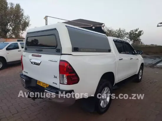 Picture of Toyota Hilux 2016