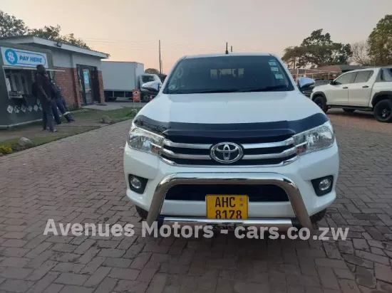 Picture of Toyota Hilux 2016