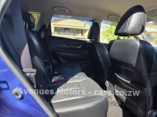 Picture of Nissan X-Trail 2020
