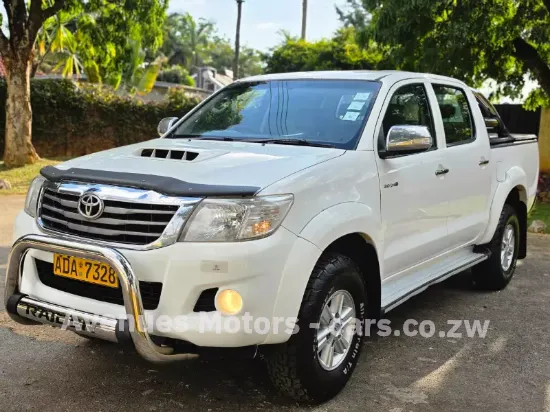 Picture of Toyota Hilux 2013