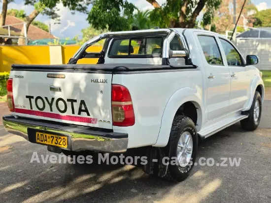 Picture of Toyota Hilux 2013