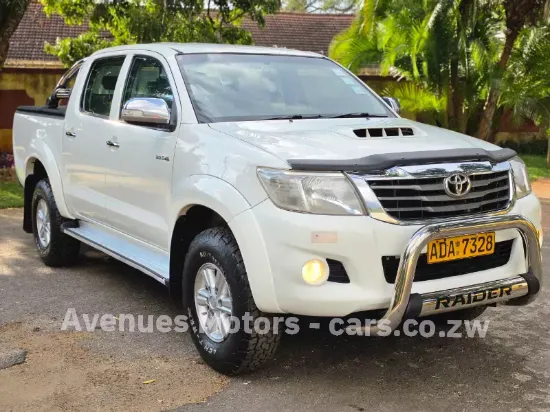 Picture of Toyota Hilux 2013