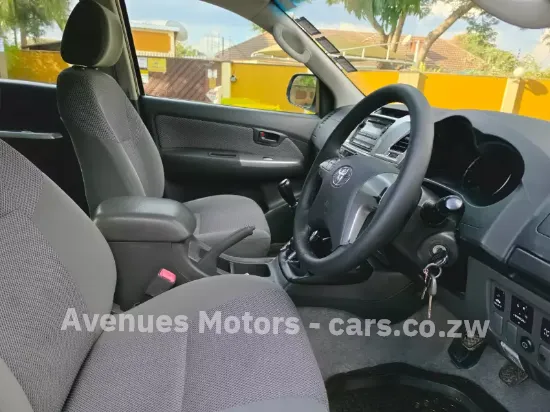 Picture of Toyota Hilux 2013