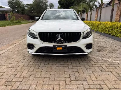 Picture of Mercedes Benz GLC 2017