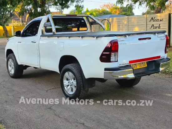 Picture of Toyota Hilux 2017