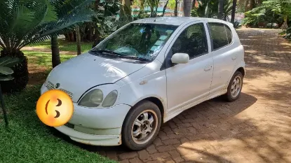 Picture of Toyota Vitz 1999