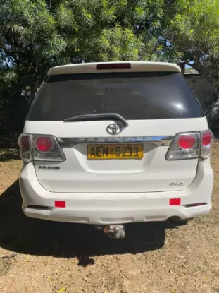 Picture of Toyota Fortuner 2012