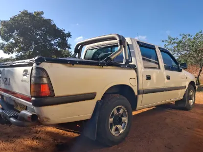 Picture of Isuzu KB250LE 2003