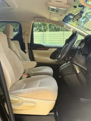 Picture of Toyota Vellfire 2017