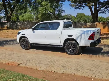 Picture of Toyota Hilux 2023