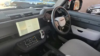 Picture of Land Rover Defender 2025