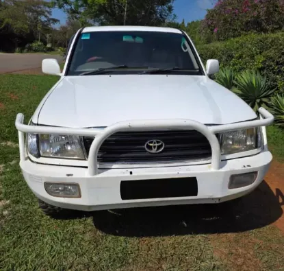 Picture of Toyota Land Cruiser 2000