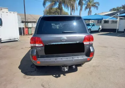Picture of Toyota Land Cruiser 2012