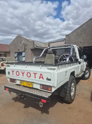 Picture of Toyota Land Cruiser 2009