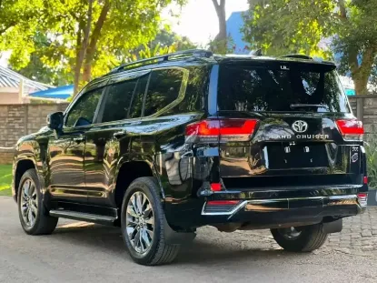 Picture of Toyota Land Cruiser 2024