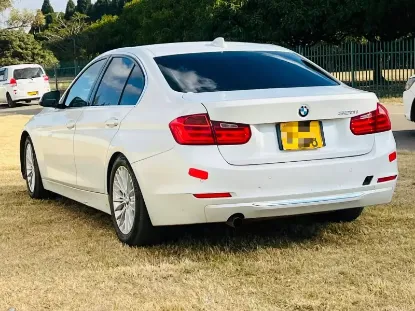 Picture of BMW 3 Series 2013