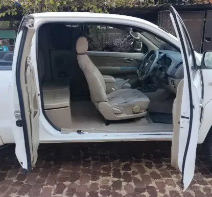 Picture of Toyota Hilux 2009