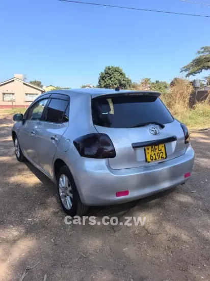 Picture of Toyota Auris 2014