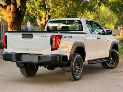 Picture of Toyota Hilux 2026