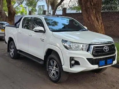 Picture of Toyota Hilux 2017