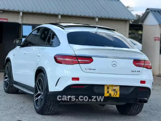 Picture of Mercedes Benz GLE 2017