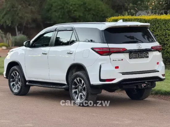 Picture of Toyota Fortuner 2025