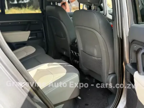 Picture of Land Rover Defender 2024