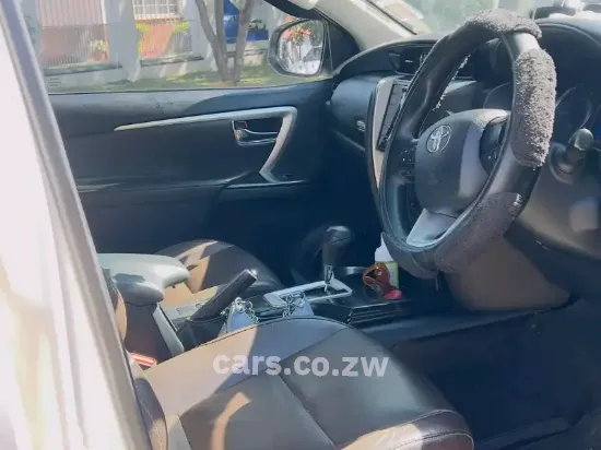 Picture of Toyota Fortuner GD6 2018