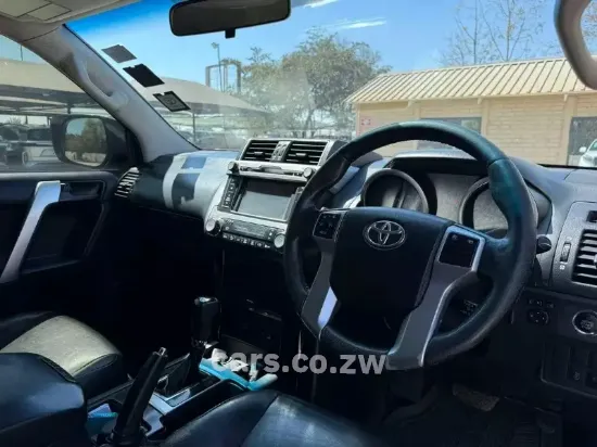 Picture of Toyota Prado 2015
