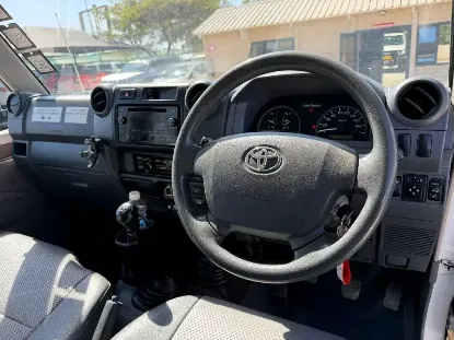 Picture of Toyota Land Cruiser 2017