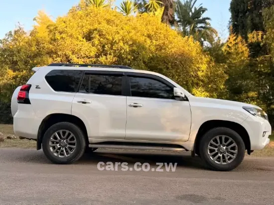 Picture of Toyota Prado 2018