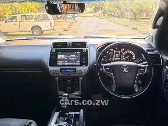 Picture of Toyota Prado 2018