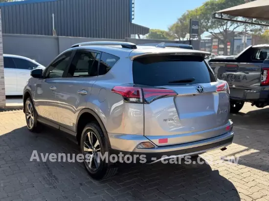 Picture of Toyota Rav4 2018