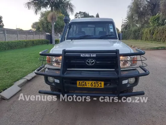 Picture of Toyota Land Cruiser 2016