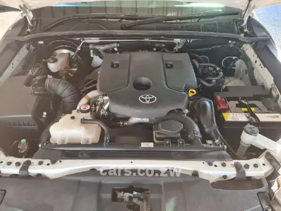 Picture of Toyota Hilux 2021